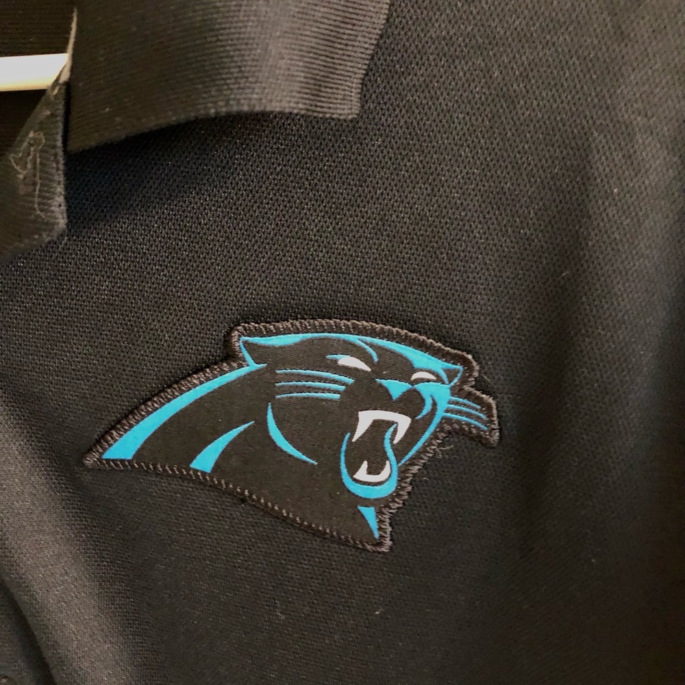 Carolina Panthers Men’s size medium NFL Panthers shirt